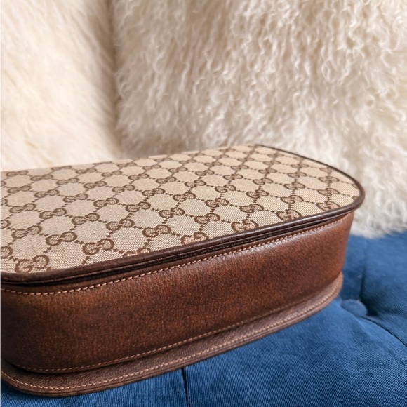 Gucci Beige and Brown Bamboo Handle Bag - Picture 8 of 9